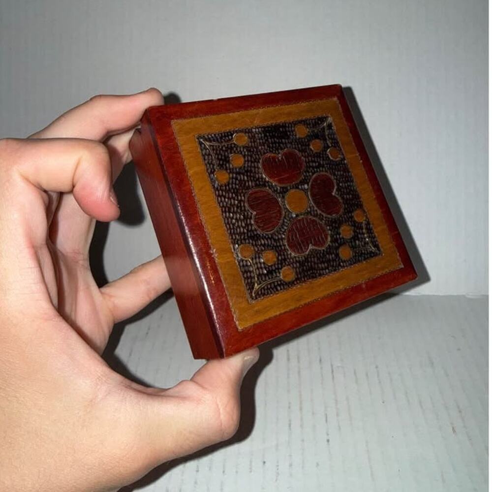 Vintage Polish Carved Wood Trinket Box Marquetry Inlay Folk Art Small Keepsake
